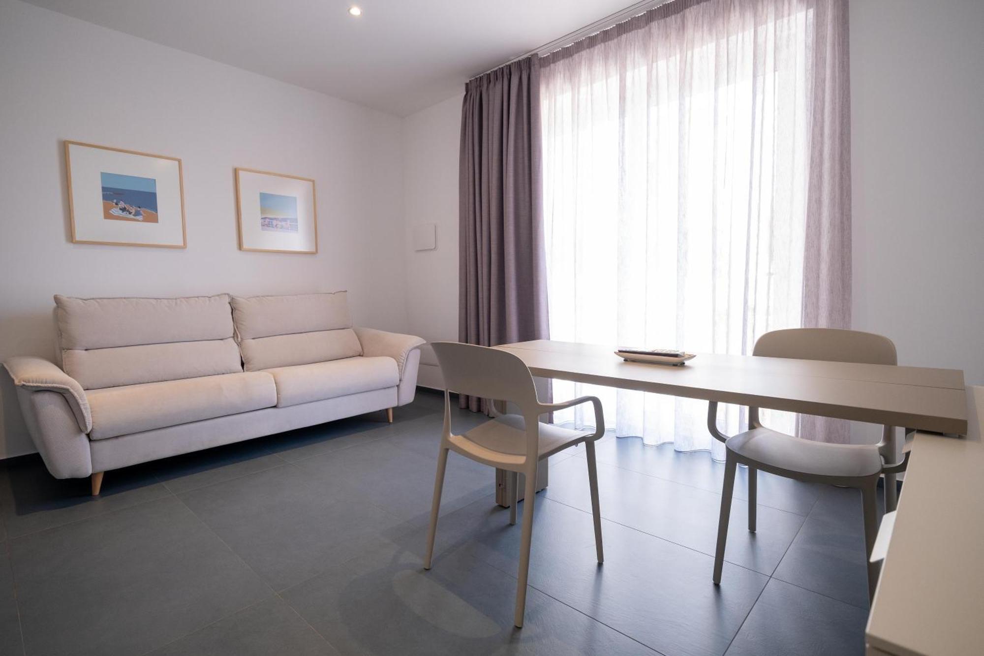 Nautika Suites Альгеро Экстерьер фото