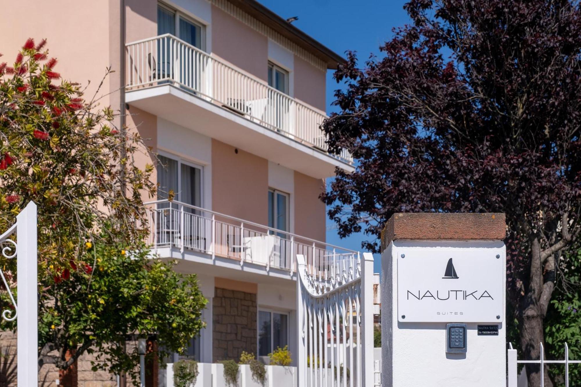 Nautika Suites Альгеро Экстерьер фото